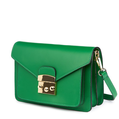Дамска чанта от естествена кожа Catalina, зелена